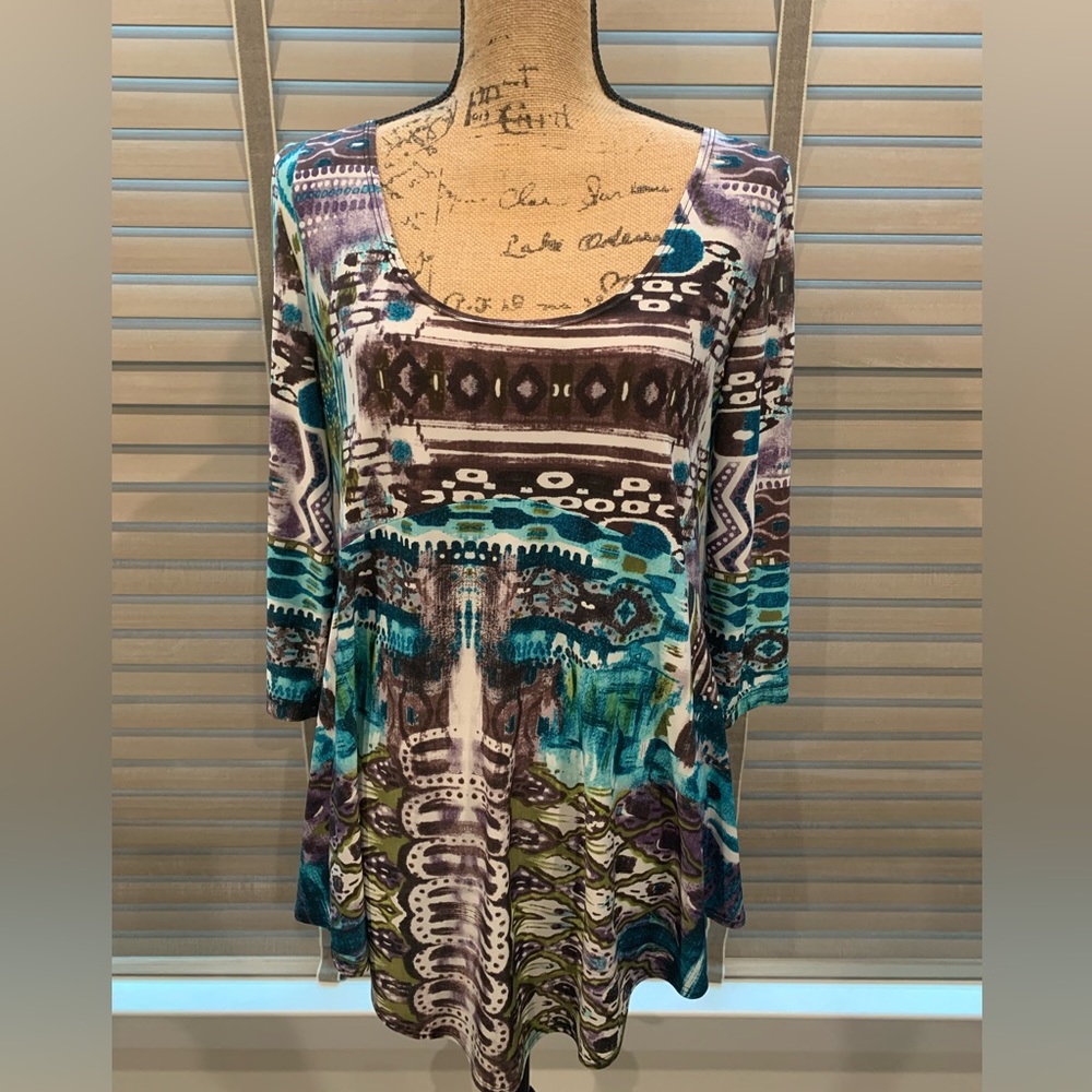 Verducci Women’s Medium Tunic Top